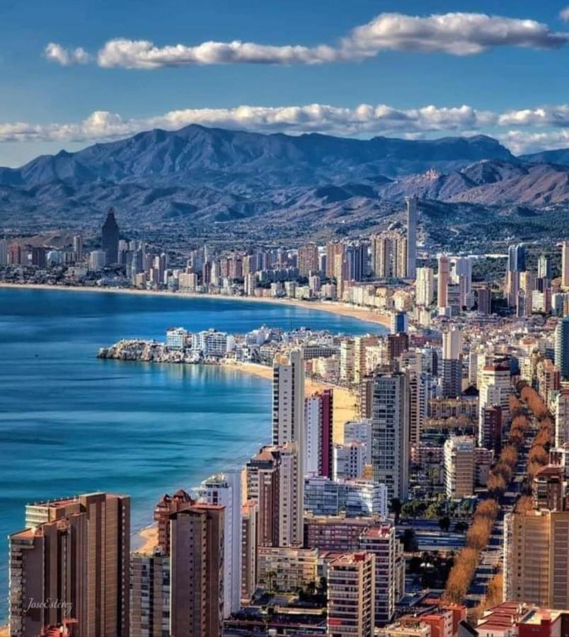 San Remo Levante Beach Apartments ベニドルム エクステリア 写真
